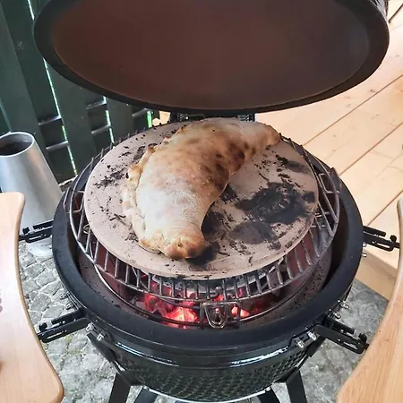 Dom Daleko Od Domu *